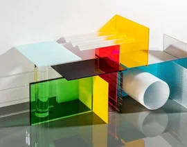 Explaining the Difference Between plexiglass and Plexiglas®