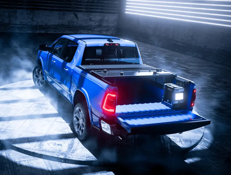 A Solar-Power-Harvesting Tonneau Cover for Pickup Trucks - Core77