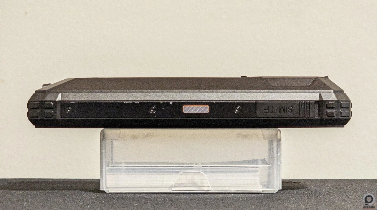 大容量电池，智能手机，LCD，