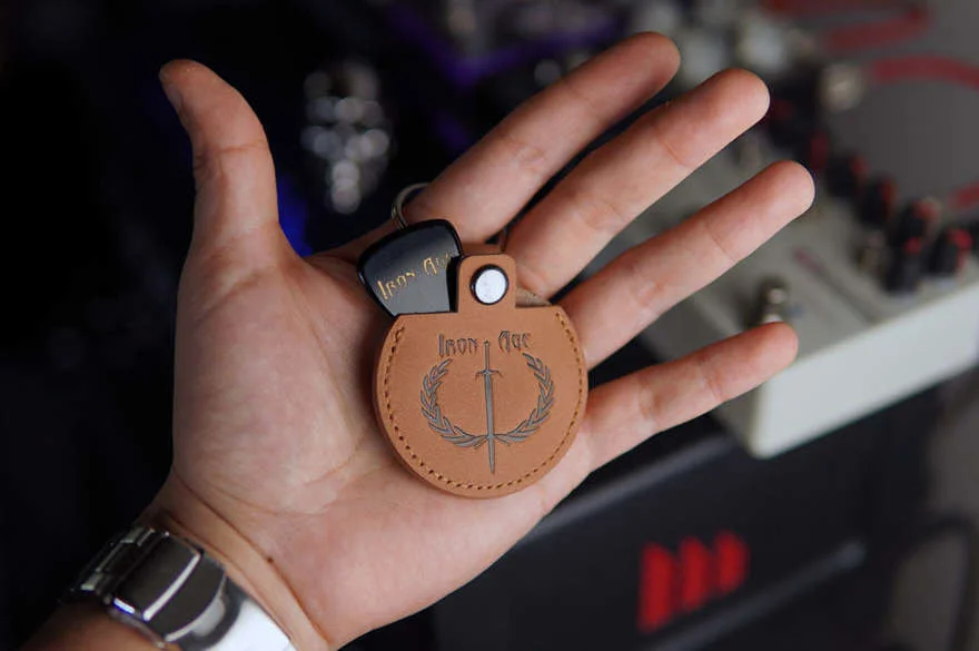 Design Problem, or User Behavior Problem? Guitar Pick Storage - Core77