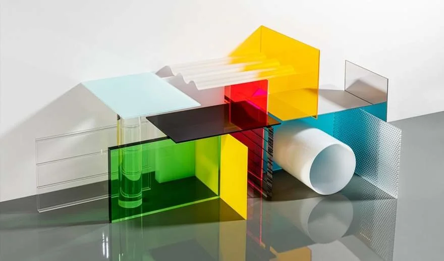 Explaining the Difference Between plexiglass and Plexiglas® - Core77